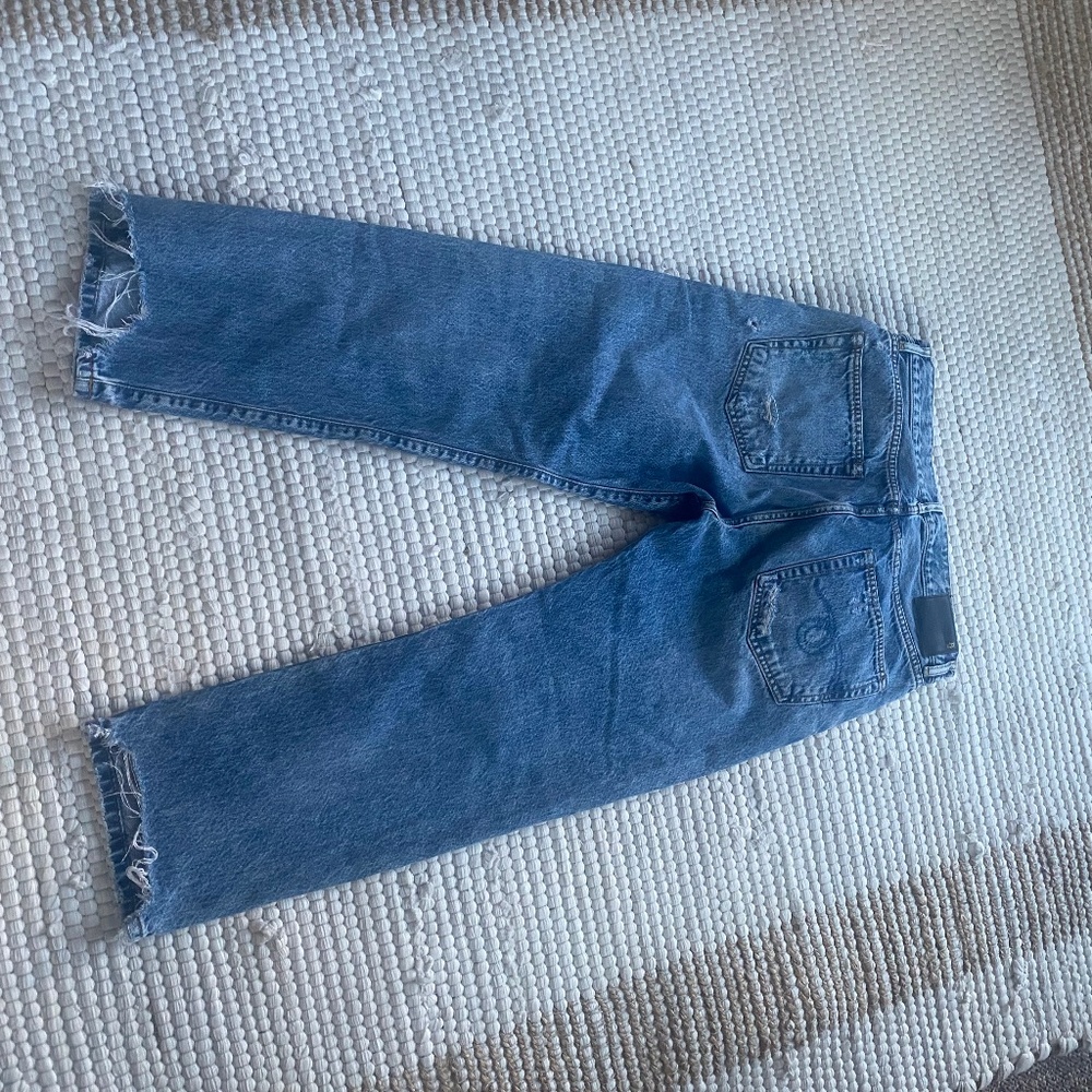 R13 Jean